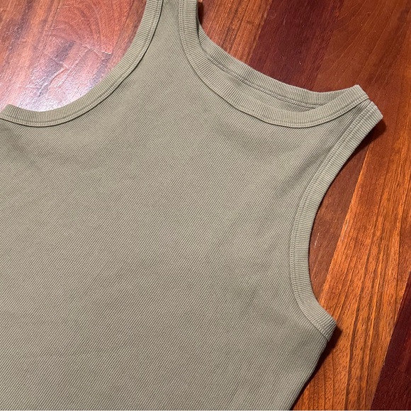 XXL green ribbed tank top - layering tank tops by SO - crew neck high neck - Picture 2 of 6